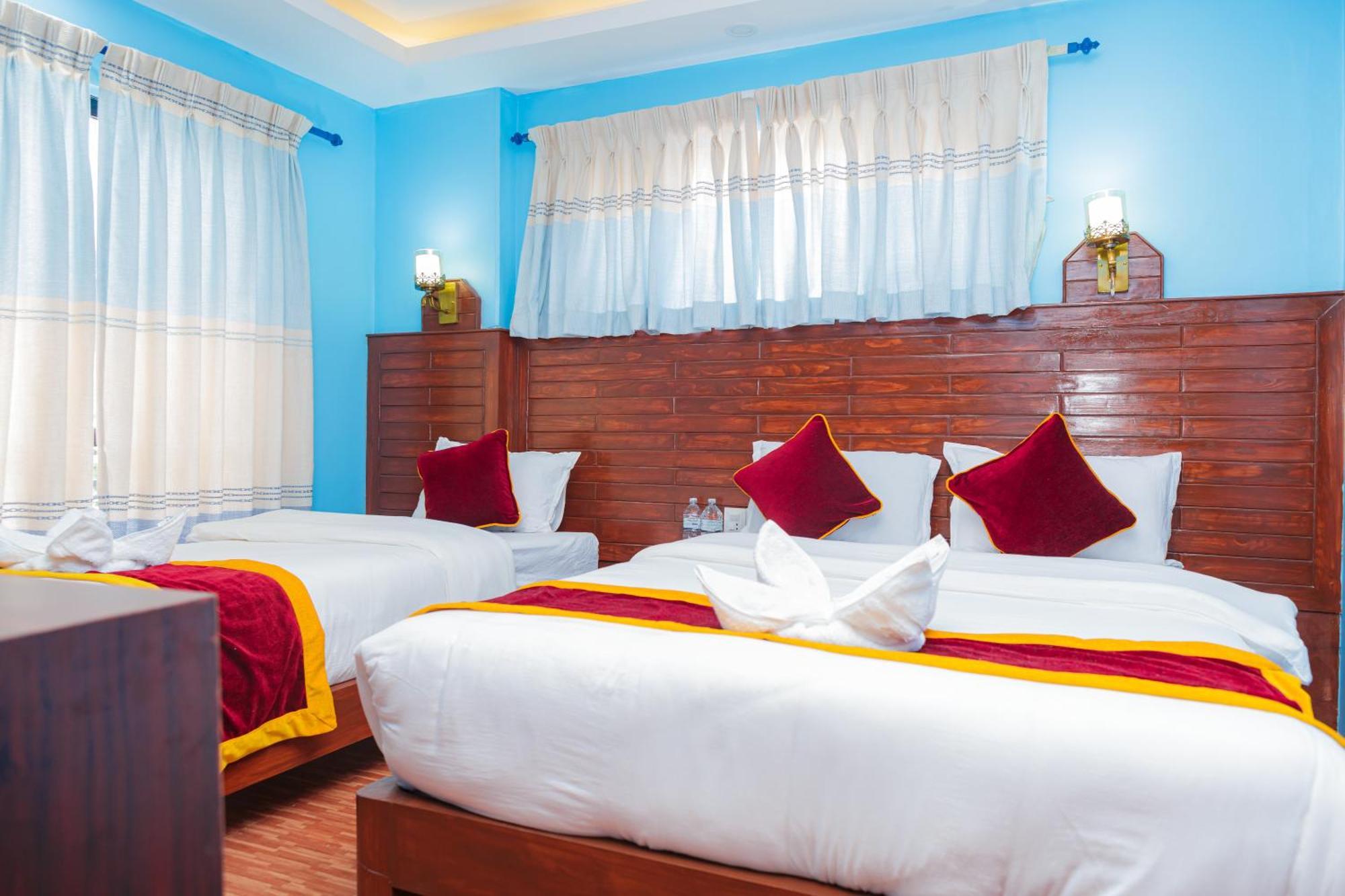 Hotel The Billabong Garden Pokhara Ngoại thất bức ảnh