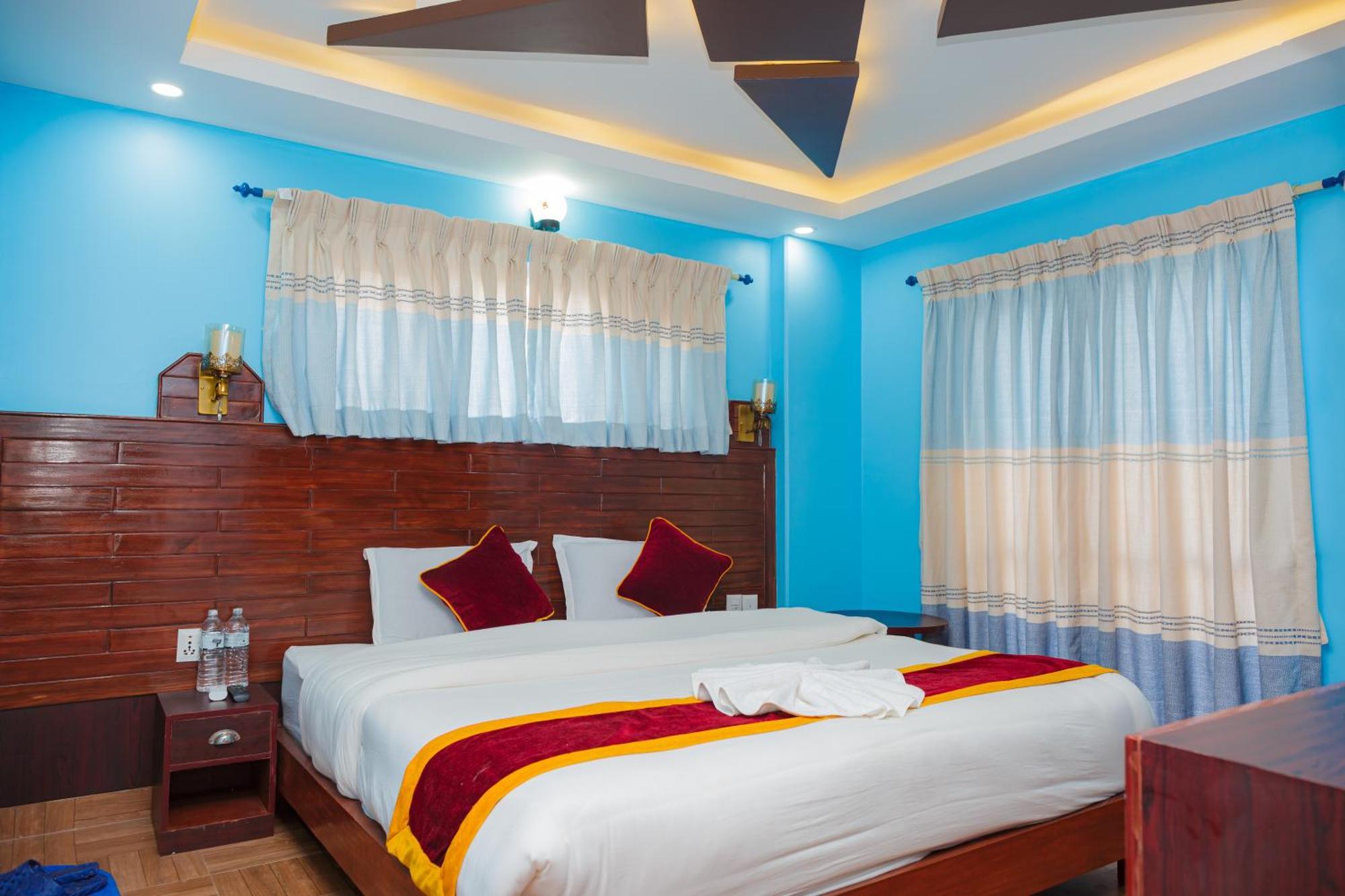 Hotel The Billabong Garden Pokhara Ngoại thất bức ảnh
