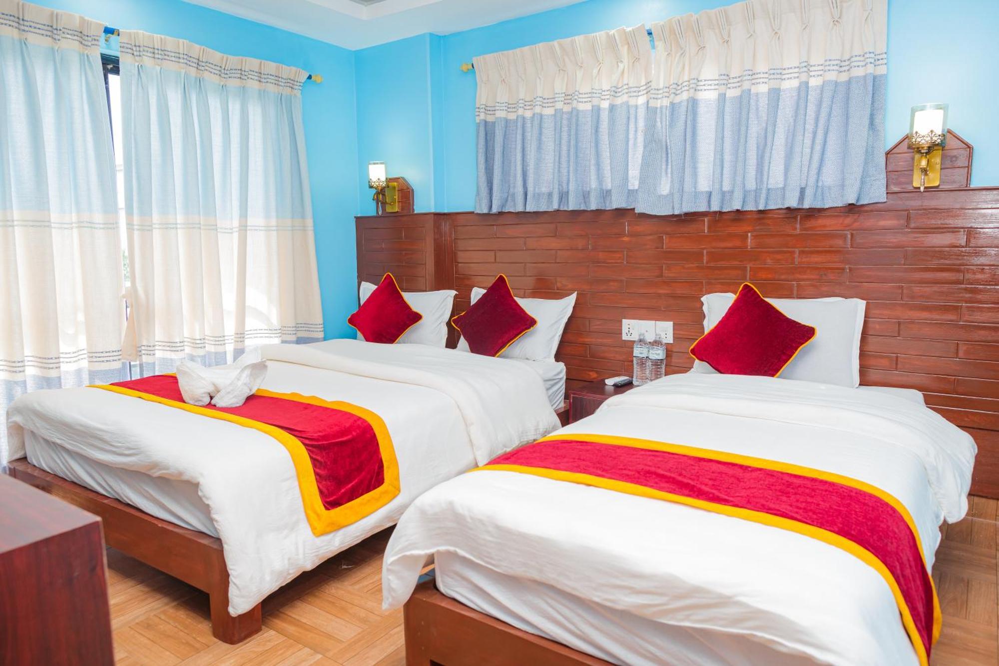 Hotel The Billabong Garden Pokhara Ngoại thất bức ảnh
