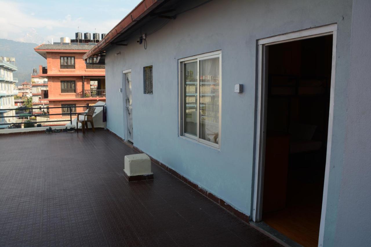 Hotel The Billabong Garden Pokhara Ngoại thất bức ảnh